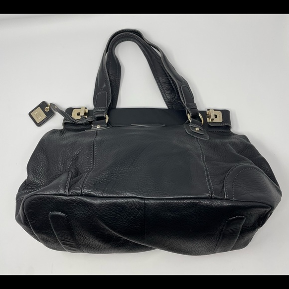 Liz Claiborne Pebbled Leather Satchel🖤 - Picture 2 of 16